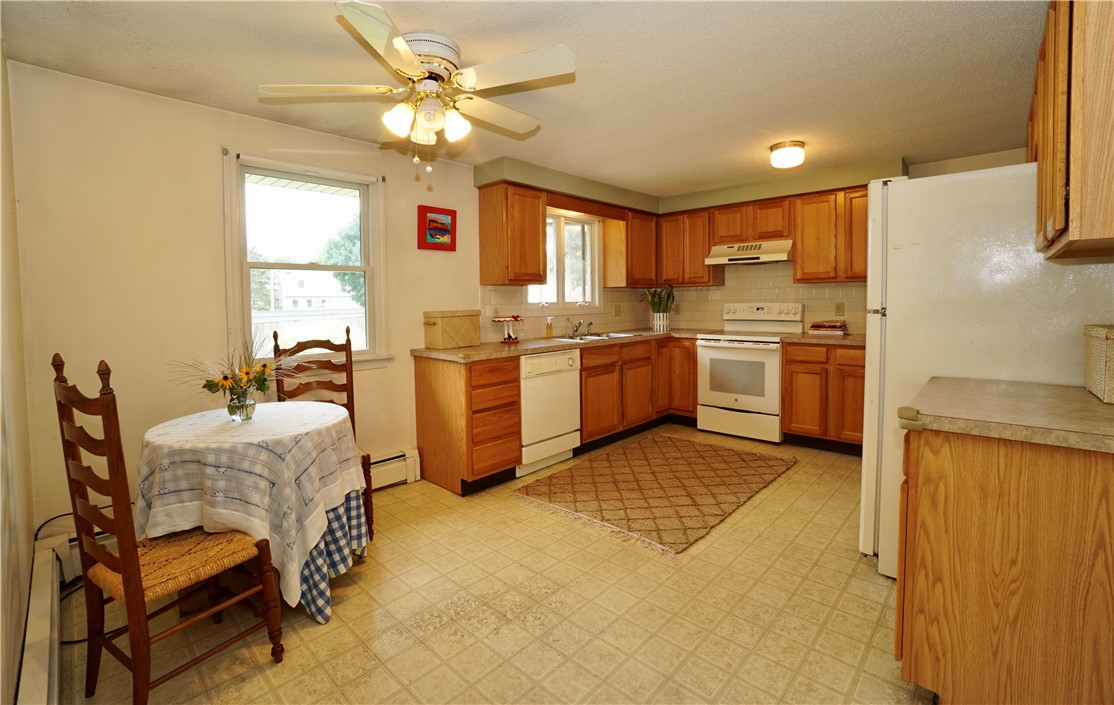 3 Frank Court Warren, RI 02885 - Photo 8 of 22 Gallery Image 8