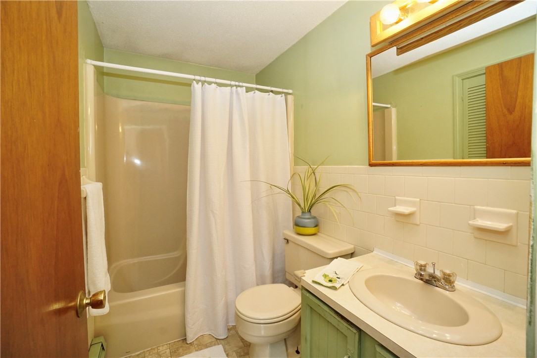 3 Frank Court Warren, RI 02885 - Photo 10 of 22 Bathroom.