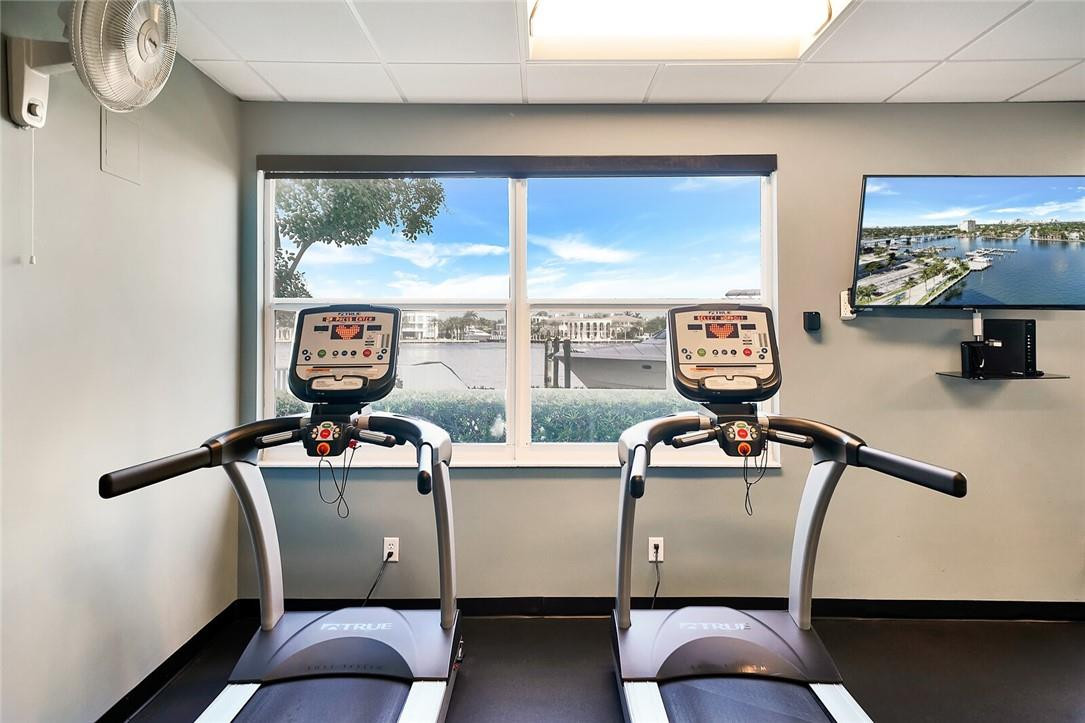 77 South Birch Road, Unit 3A Fort Lauderdale, FL 33316 - Photo 28 of 39 Photo 28