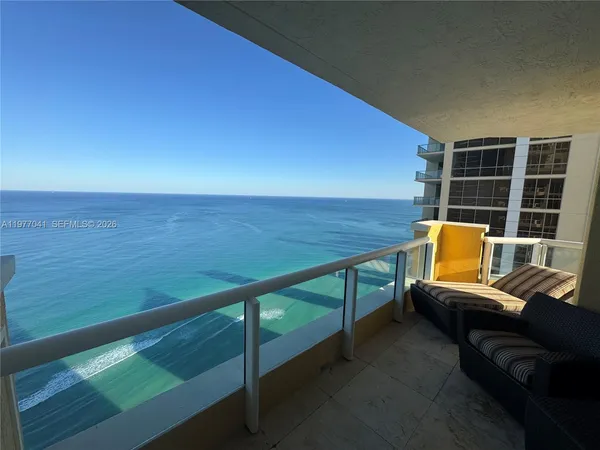 $23,000 | 17875 Collins Avenue, Unit 4306, Sunny Isles Beach, FL 33160