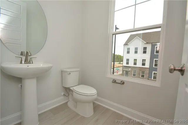 a bathroom with a toilet