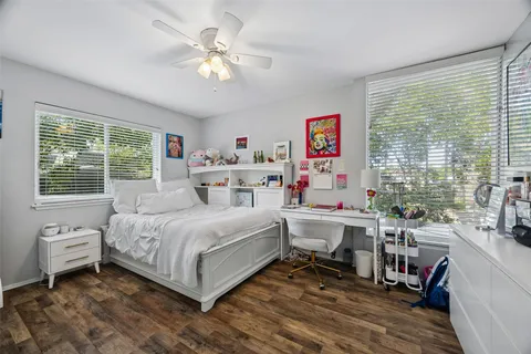 $1,200,000 | 315 Tealwood Drive, Houston, TX 77024