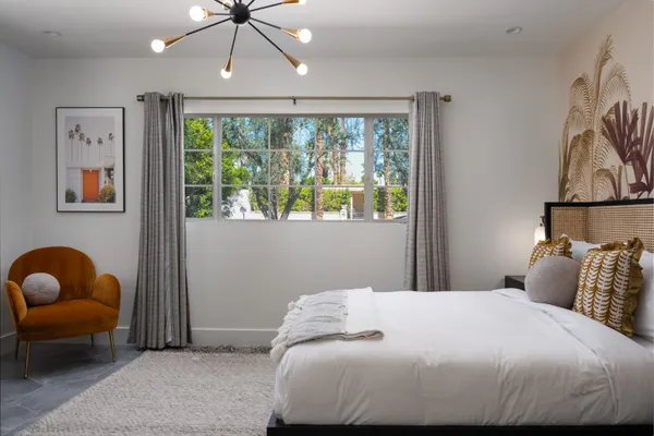 $2,295,000 | 353 West VÃa Sol, Palm Springs, CA 92262