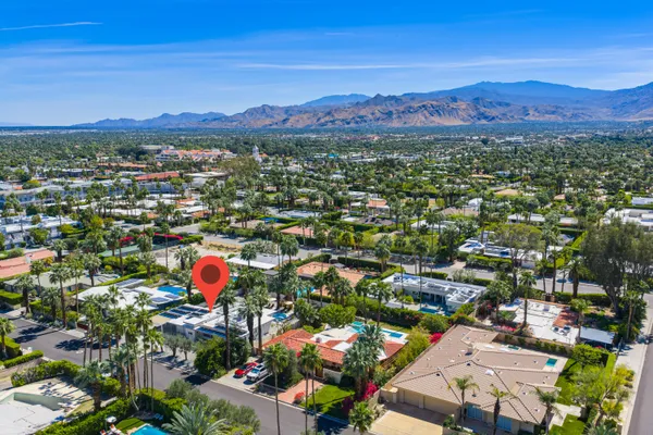 $2,295,000 | 353 West VÃa Sol, Palm Springs, CA 92262