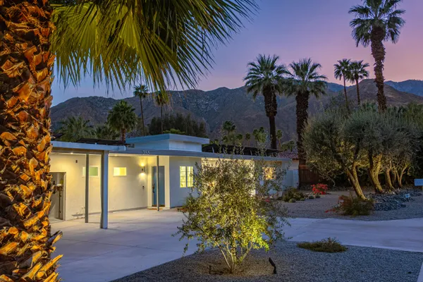 $2,295,000 | 353 West VÃa Sol, Palm Springs, CA 92262