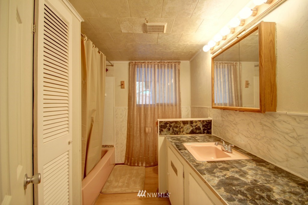 15082 Nookachamps Road Mount Vernon, WA 98273 - Photo 16 of 25 Gallery Image 16