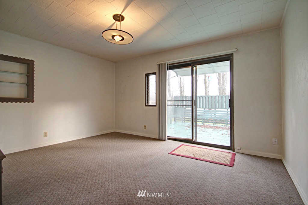 15082 Nookachamps Road Mount Vernon, WA 98273 - Photo 5 of 25 Gallery Image 5