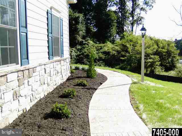 3851 Pleasant Valley Road York, PA 17406 - Photo 3 of 16 Gallery Image 3