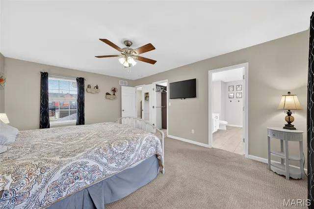 $385,000 | 401 Valley Oaks Drive, Wentzville, MO 63385