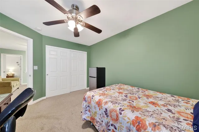 $385,000 | 401 Valley Oaks Drive, Wentzville, MO 63385