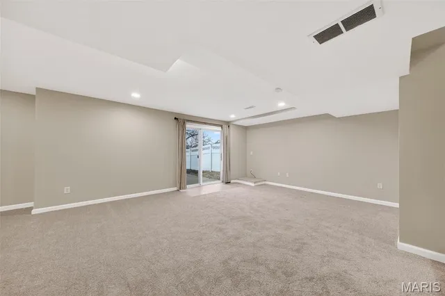 $385,000 | 401 Valley Oaks Drive, Wentzville, MO 63385