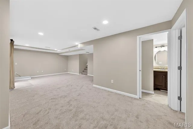 $385,000 | 401 Valley Oaks Drive, Wentzville, MO 63385