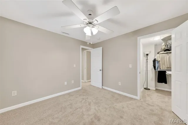 $385,000 | 401 Valley Oaks Drive, Wentzville, MO 63385