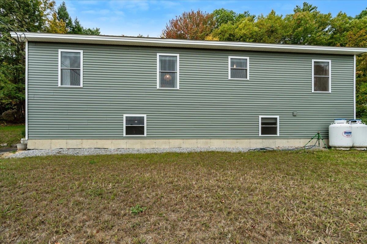 182 Summit Street Franklin, NH 03235 - Photo 28 of 35