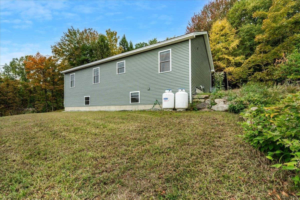 182 Summit Street Franklin, NH 03235 - Photo 32 of 35