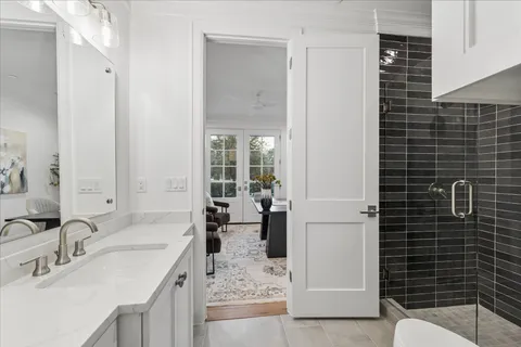 $1,299,000 | 20 Crain Sq Boulevard, Houston, TX 77025