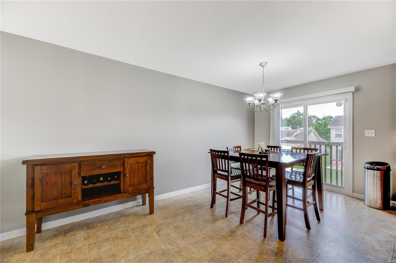 610 Spring Manor O'Fallon, MO 63368 - Photo 8 of 20 Gallery Image 8