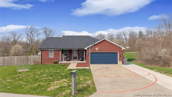 $365,000 | 998 Cedar Street, Corydon, IN 47112