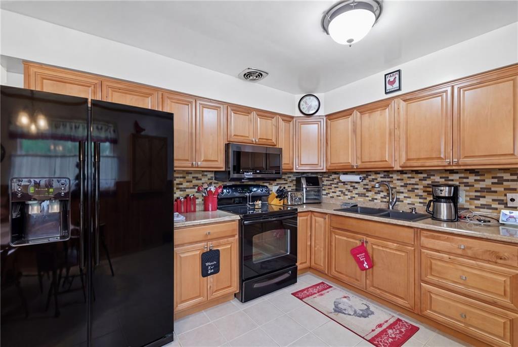 1329 Highway 56 Apollo, PA 15613 - Photo 12 of 36