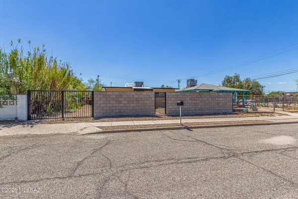 $234,900 | 208 East 28th Street, Tucson, AZ 85713