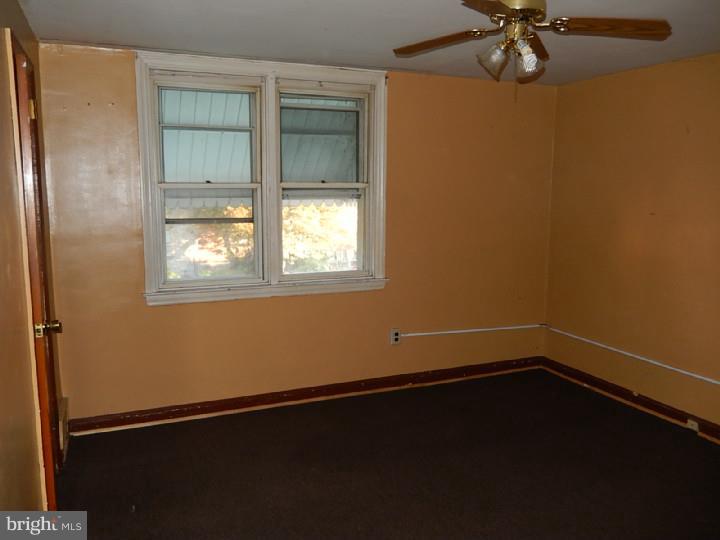 210 Golf Road Darby, PA 19023 - Photo 12 of 14