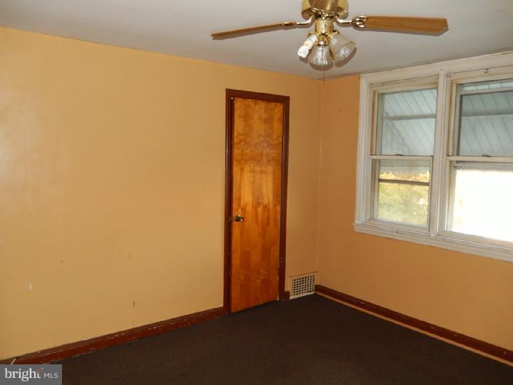 210 Golf Road Darby, PA 19023 - Photo 13 of 14