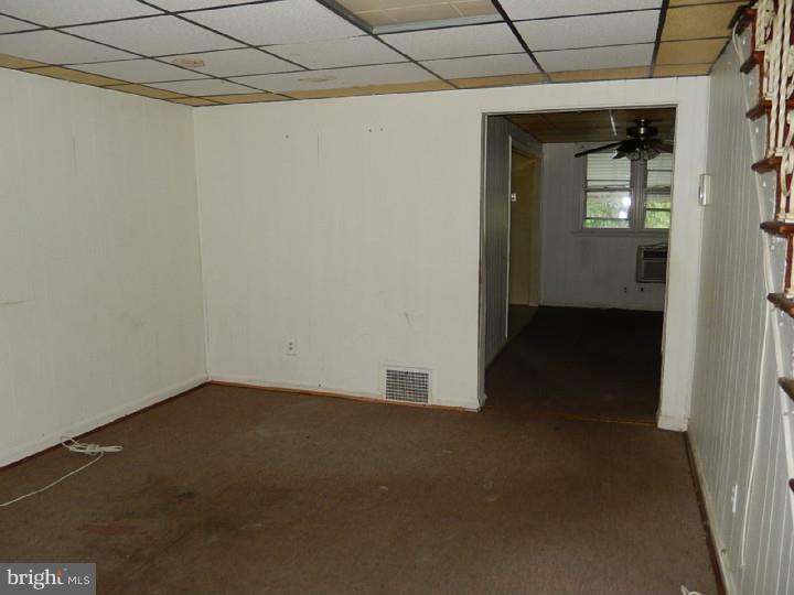 210 Golf Road Darby, PA 19023 - Photo 5 of 14