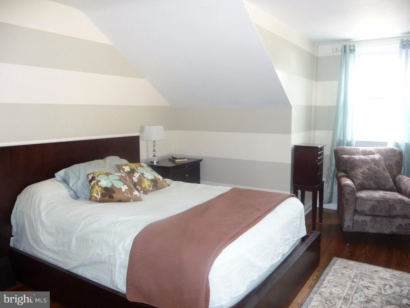 11 Locust Road Morton, PA 19070 - Photo 6 of 16 Bedroom - Main