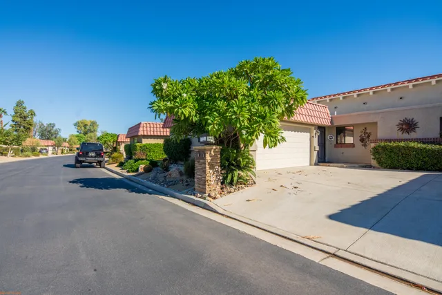 a picture of a table and chairs in patio