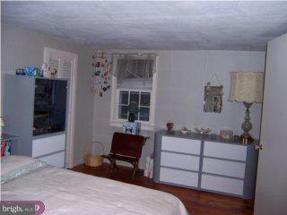499 Ewingville Road Ewing, NJ 08638 - Photo 5 of 6 Gallery Image 5