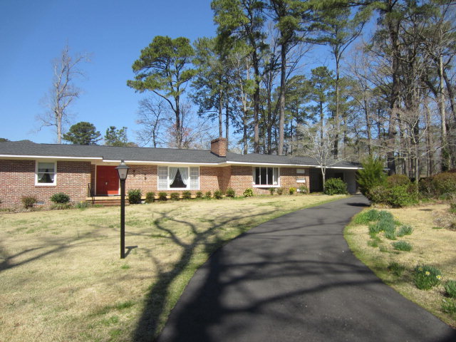 103 Riley Place Washington, NC 27889 - Photo 1 of 20 Primary Photo