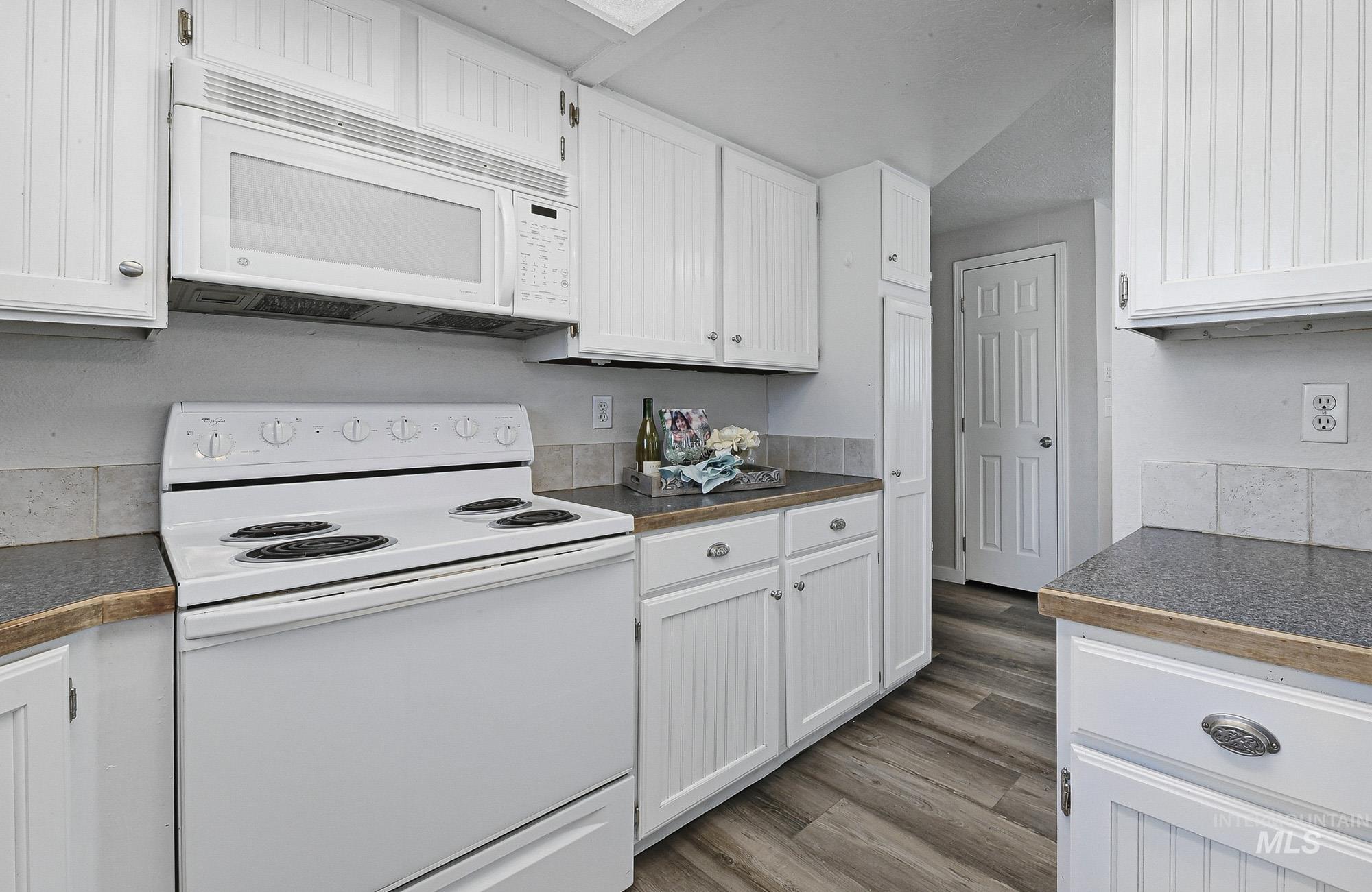 278 East Ranch Drive Eagle, ID 83616 - Photo 13 of 44