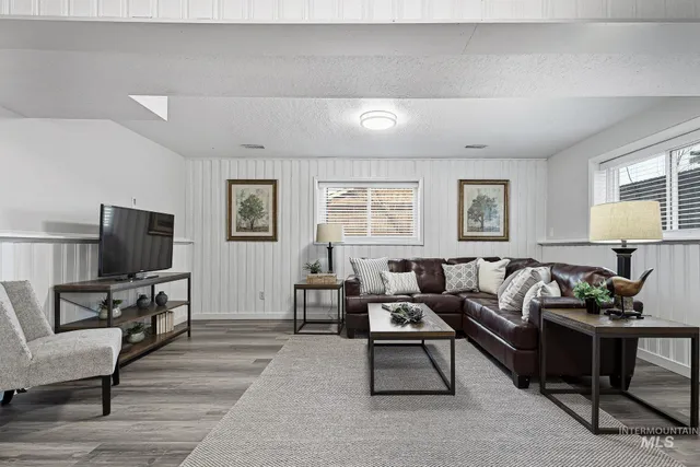 $565,000 | 278 East Ranch Drive, Eagle, ID 83616