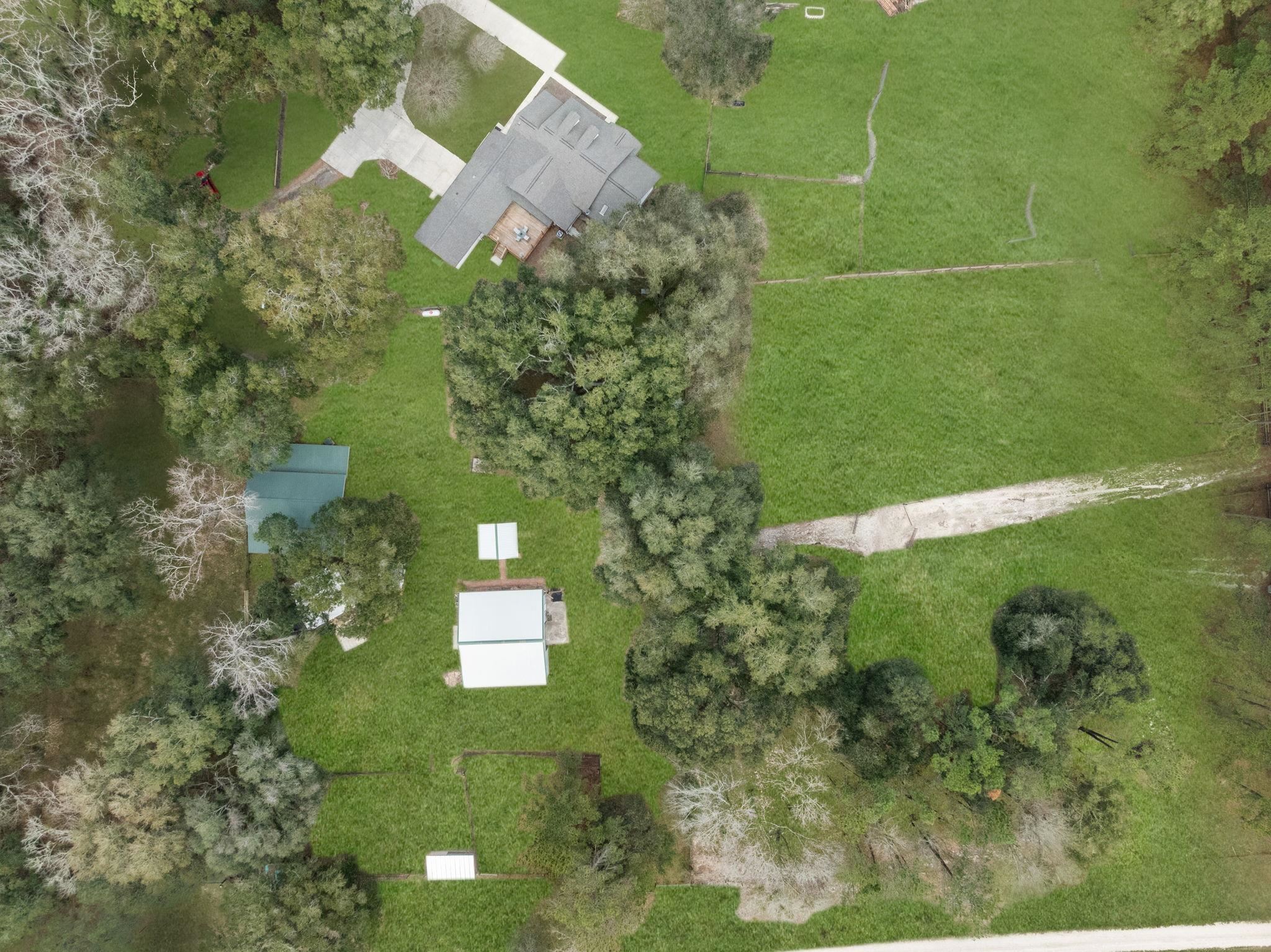 185 Omega Monticello, FL 32344 - Photo 2 of 50