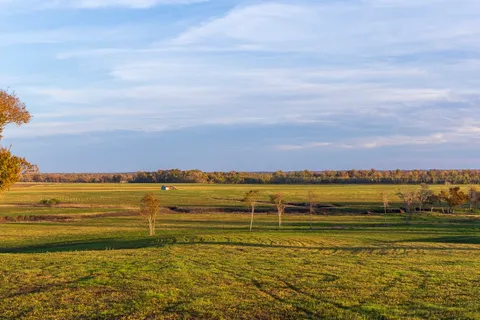 $1,398,880 | 5925 Old Three Hundred Drive, Washington, TX 77880