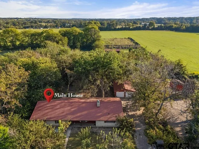 a view of a terrace with lake view