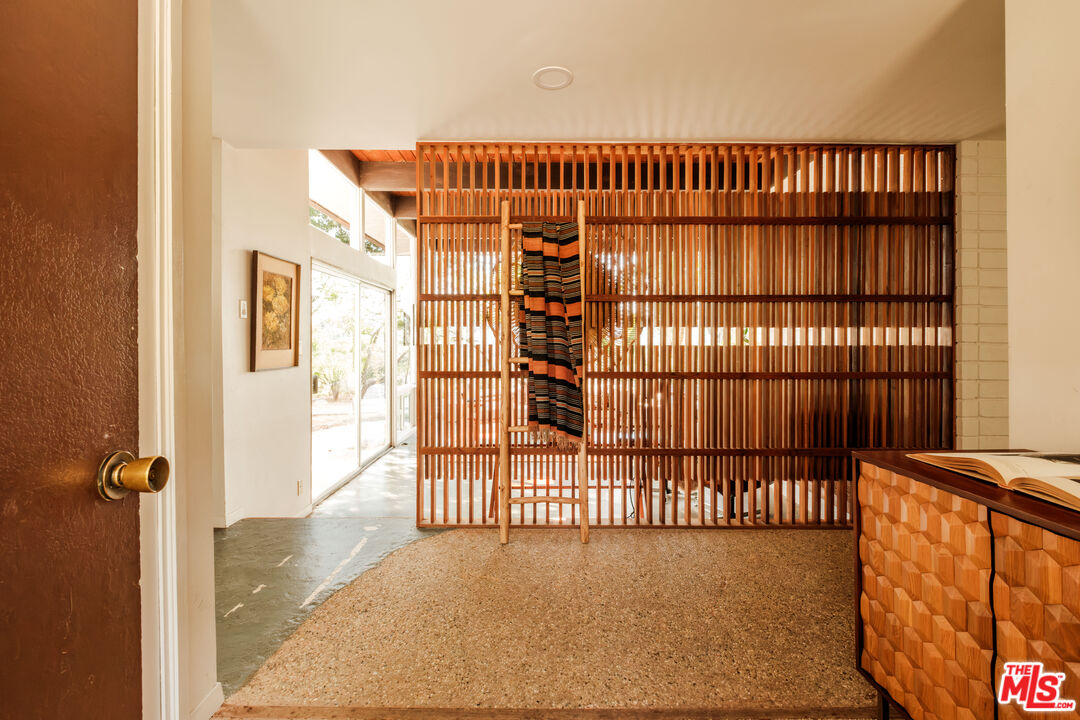 21269 Entrada Road Topanga, CA 90290 - Photo 5 of 73