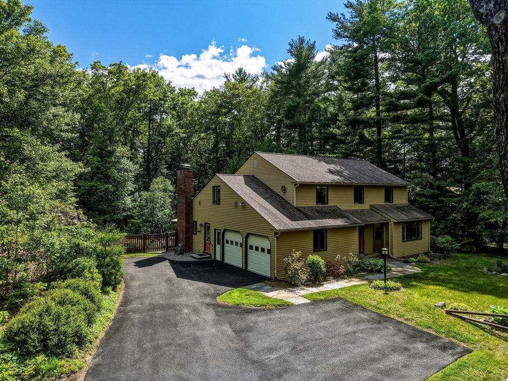 43 Aubinwood Road Amherst, MA 01002 - Photo 2 of 42
