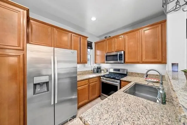 $450,000 | 31054 Strawberry Tree Lane, Unit 5, Temecula, CA 92592