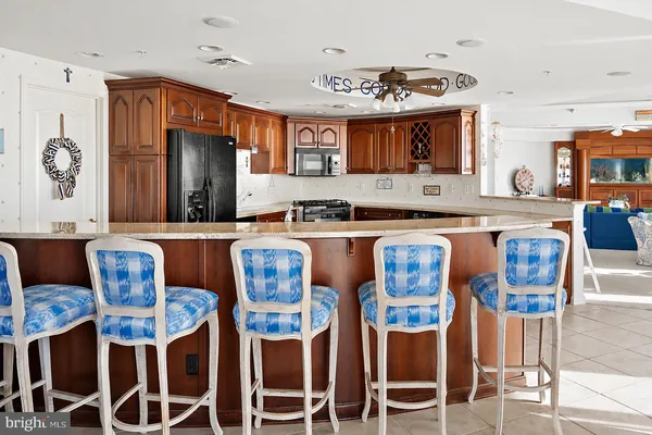 $3,050,000 | 12201 Wight Street, Unit 301, Ocean City, MD 21842