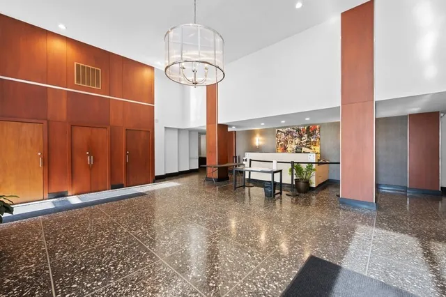 a view of livingroom with furniture