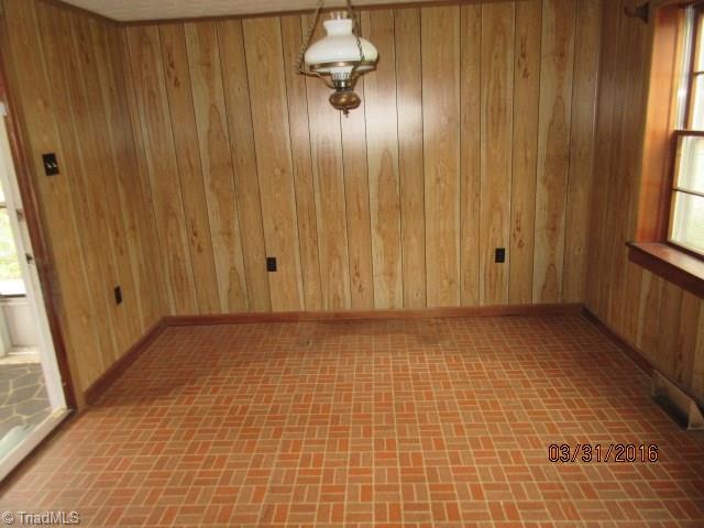 757 Eden Road Stoneville, NC 27048 - Photo 7 of 9 Dining Room