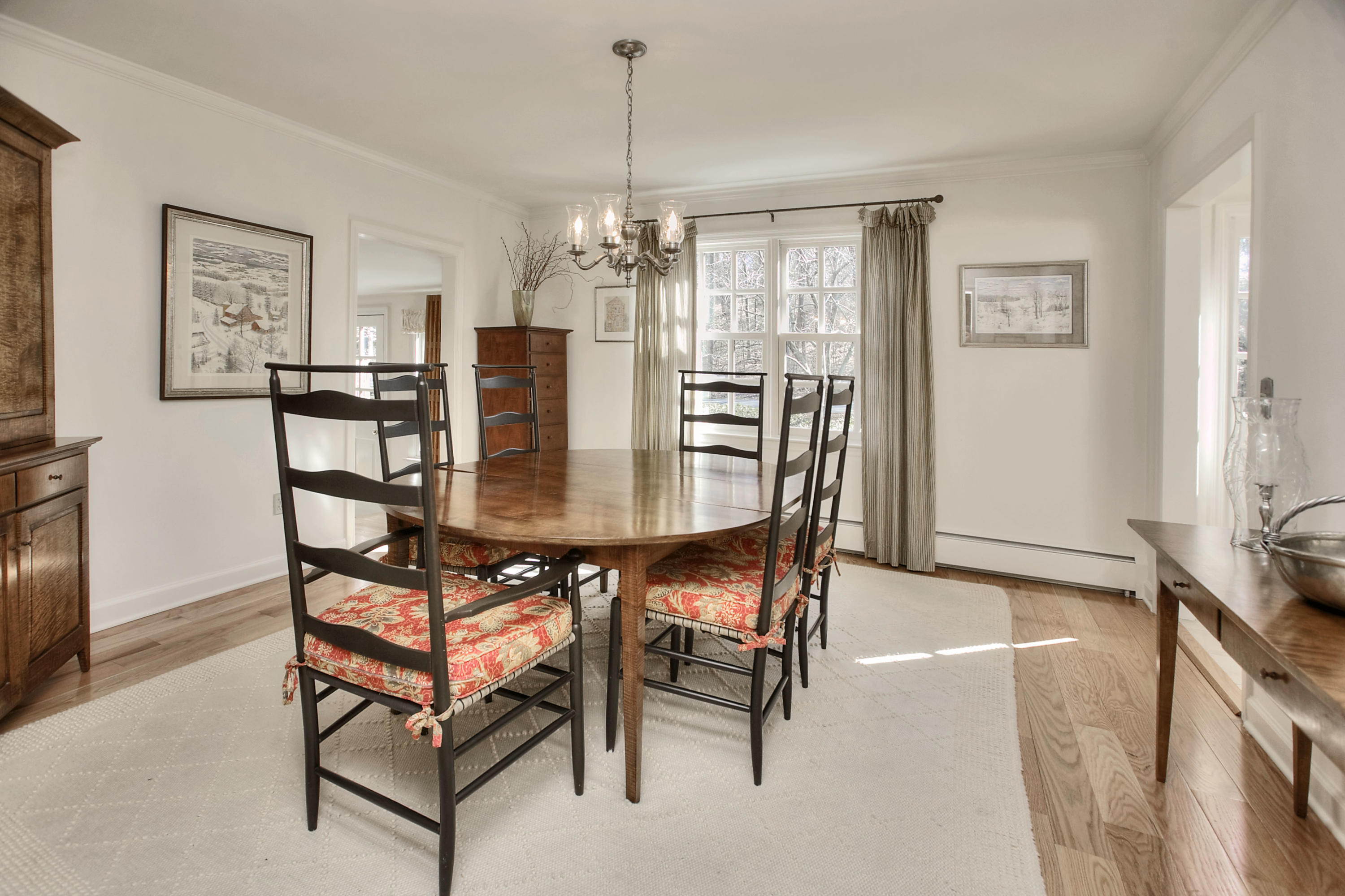 20 Parish Road North New Canaan, CT 06840 - Photo 7 of 26 Dining