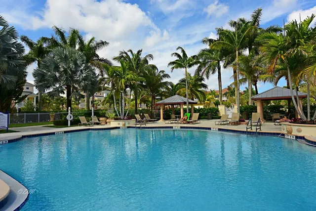 $309,000 | 224 Murcia Drive, Unit 303, Jupiter, FL 33458