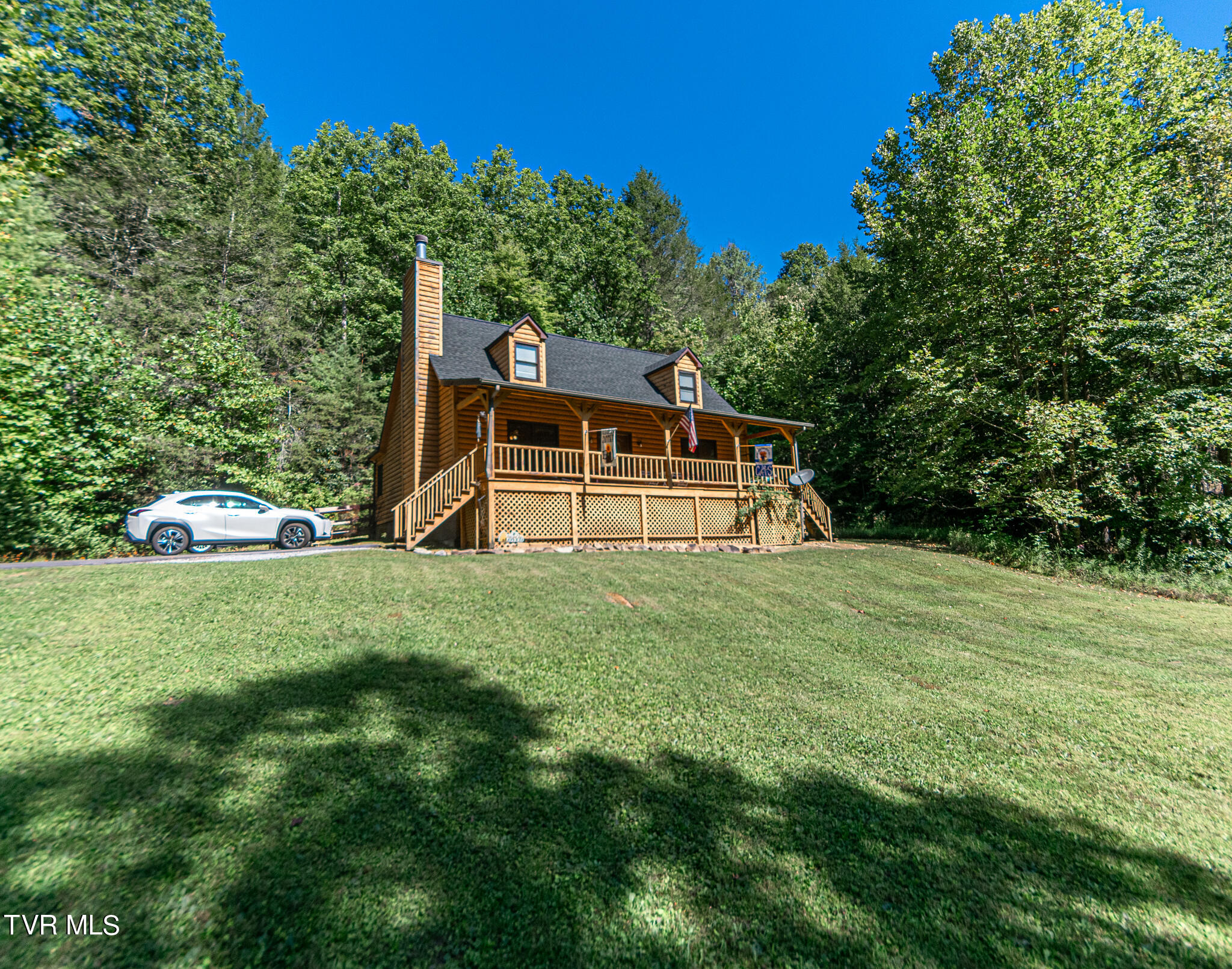 421 Scioto Road Unicoi, TN 37692 - Photo 1 of 25 DSC_0779
