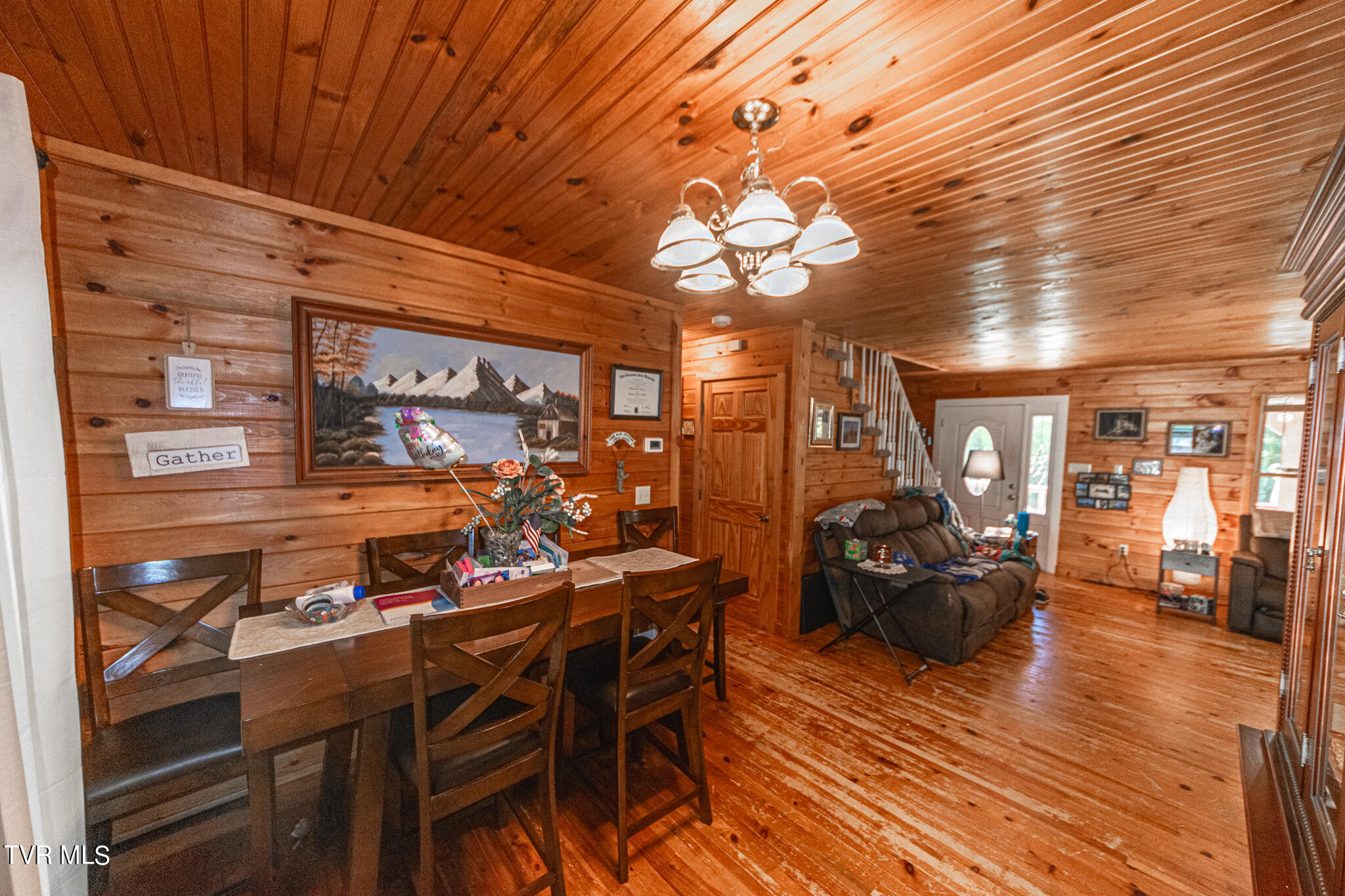421 Scioto Road Unicoi, TN 37692 - Photo 8 of 25 DSC_0808