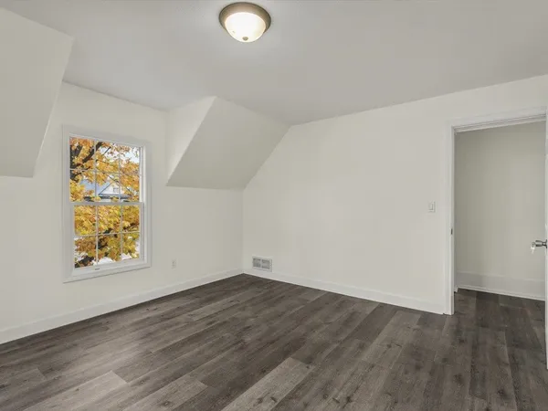 $175,000 | 1516 South 5th Street, Rockford, IL 61104