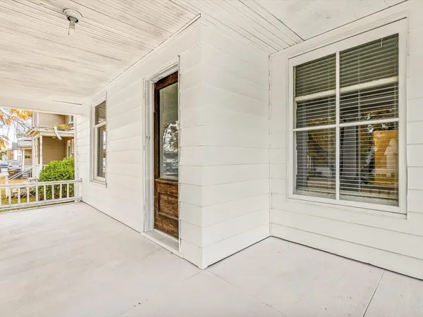 $175,000 | 1516 South 5th Street, Rockford, IL 61104