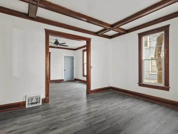 $175,000 | 1516 South 5th Street, Rockford, IL 61104