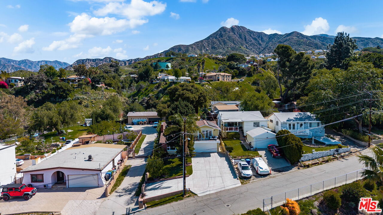 11080 Plainview Avenue Tujunga, CA 91042 - Photo 36 of 41 a view of city